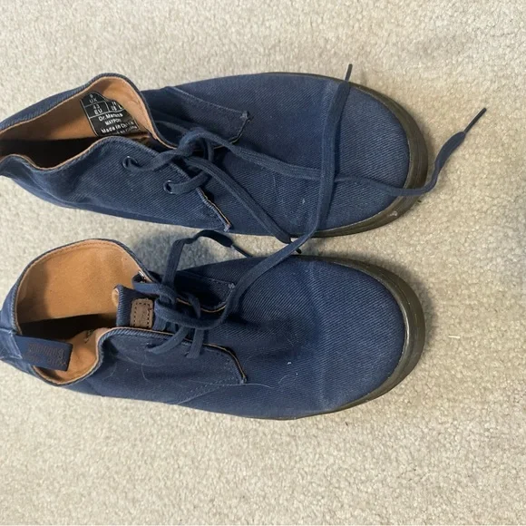 Dr Marten’s faded canvas shoes - Picture 2 of 3